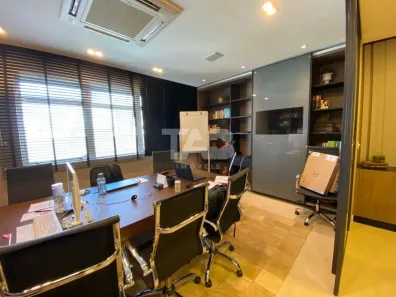 Sala Comercial à venda, 110m² no Centro, Itajaí