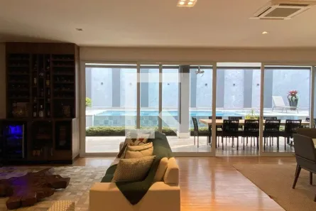 Casa com 4 Quartos à venda, 600m² no Umuarama, Osasco