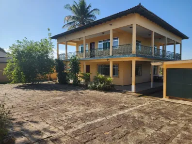 Fazenda/Sítio com 6 Quartos à venda, 482m² no , Araruama