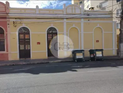 Imóvel Comercial com 1 Quarto para alugar, 235m² no Centro, Pelotas