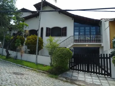 Casa de Condomínio com 4 Quartos à venda, 450m² no Vila Progresso, Niterói