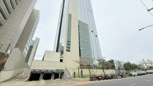 Sala Comercial com 1 Quarto à venda, 46m² no Menino Deus, Porto Alegre