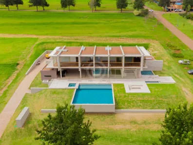 Casa de Condomínio com 6 Quartos para alugar, 1244m² no Condomínio Quinta da Baroneza II, Bragança Paulista
