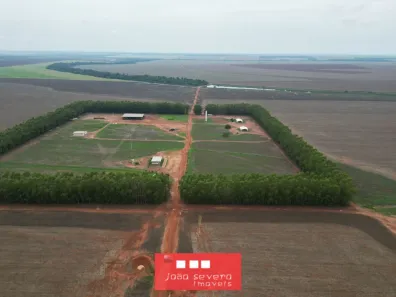 Fazenda/Sítio à venda, 56000000m² no , Canarana