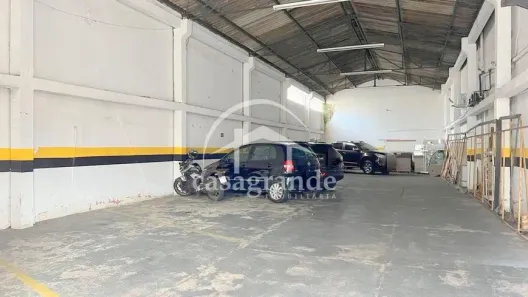 Prédio Comercial à venda, 680m² no Martins, Uberlândia