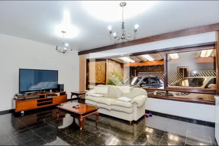 Casa com 3 Quartos para alugar, 326m² no Vila Harmonia, Guarulhos