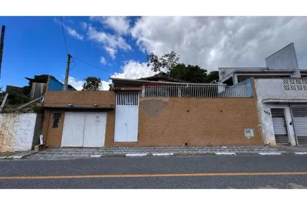 Casa com 3 Quartos à venda, 158m² no Centro, Registro