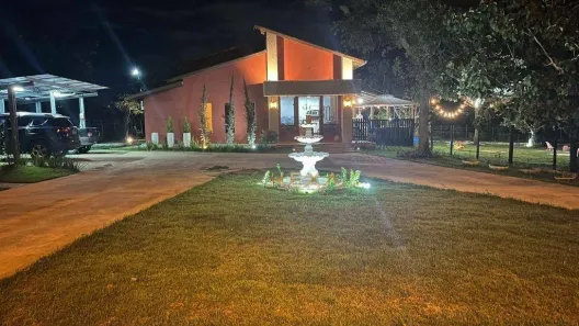 Fazenda/Sítio com 3 Quartos à venda, 240m² no Condomínio Estância das Águas, Hidrolândia