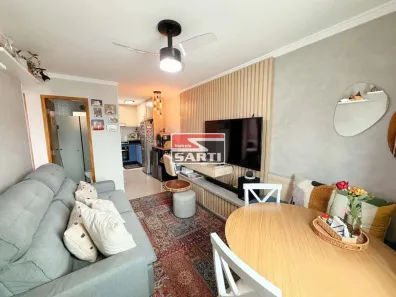 Apartamento com 2 Quartos à venda, 45m² no Parque Vitória, São Paulo