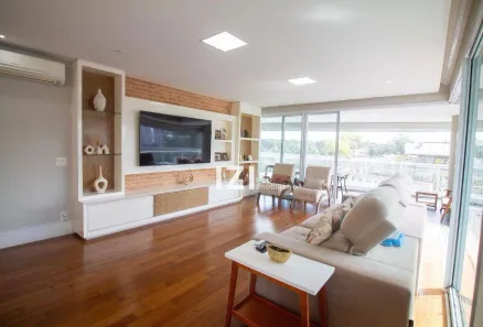 Apartamento com 3 Quartos à venda, 220m² no Campo Belo, São Paulo