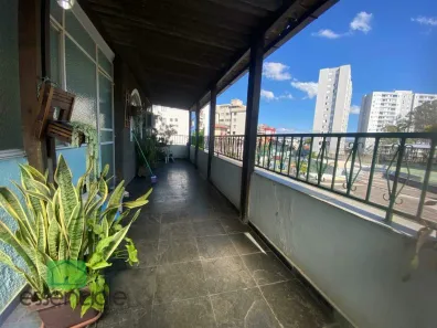Casa com 3 Quartos à venda, 360m² no Eldorado, Contagem