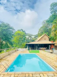 Casa com 5 Quartos à venda, 258m² no Nogueira, Petrópolis