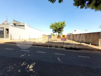 Lote/Terreno à venda, 500m² no Laranjeiras, Uberlândia