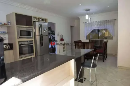 Sobrado com 3 Quartos à venda, 454m² no Vila Albano, Rio Grande da Serra