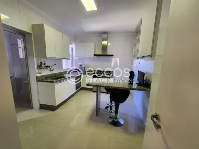 Apartamento com 3 Quartos à venda, 112m² no Santa Maria, Uberaba