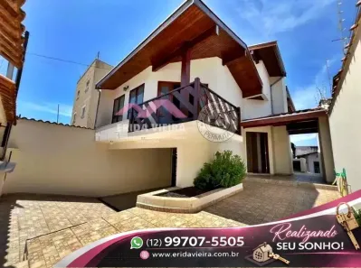 Sobrado com 3 Quartos à venda, 259m² no Chácara da Galega, Pindamonhangaba