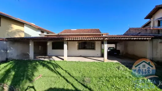 Casa com 3 Quartos à venda, 237m² no Jardim Brasil, Caraguatatuba
