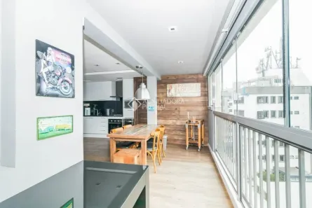 Apartamento com 1 Quarto à venda, 60m² no Três Figueiras, Porto Alegre