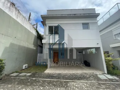 Casa com 3 Quartos à venda, 218m² no Vila Oliveira, Mogi das Cruzes