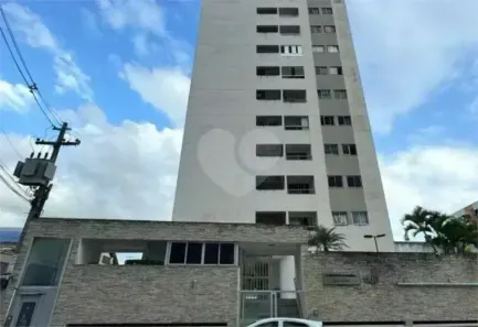 Apartamento com 3 Quartos à venda, 48m² no Gruta de Lourdes, Maceió