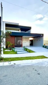 Casa de Condomínio com 3 Quartos à venda, 300m² no Vale dos Cristais, Taubaté