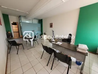 Sala Comercial para alugar, 70m² no Centro, Uberlândia