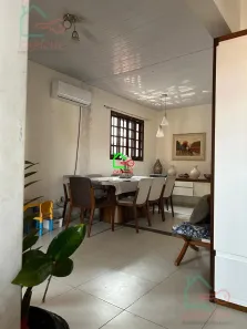 Casa com 3 Quartos à venda, 250m² no Centro, Vinhedo