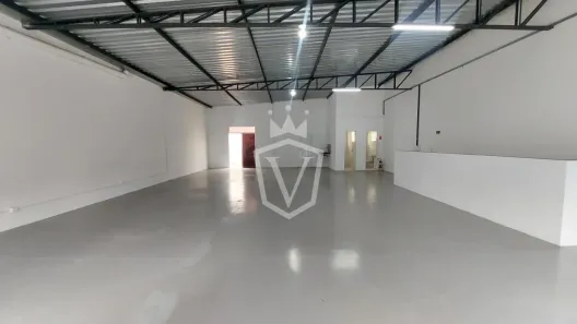 Ponto Comercial para alugar, 200m² no Vila Maringá, Jundiaí