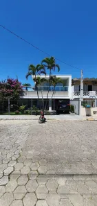 Sobrado com 4 Quartos à venda, 380m² no , Itapema