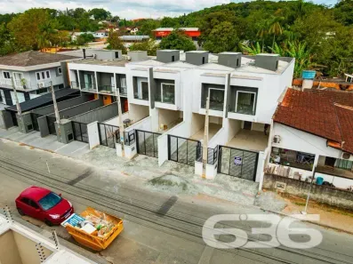 Sobrado com 3 Quartos à venda, 112m² no São Marcos, Joinville