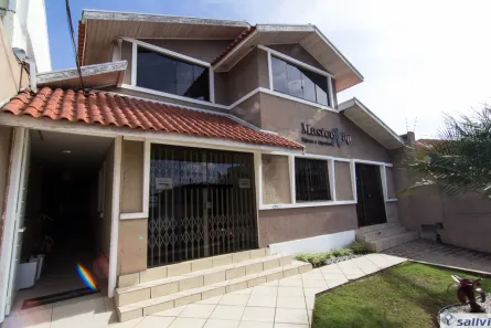 Imóvel Comercial para alugar, 621m² no Novo Mundo, Curitiba