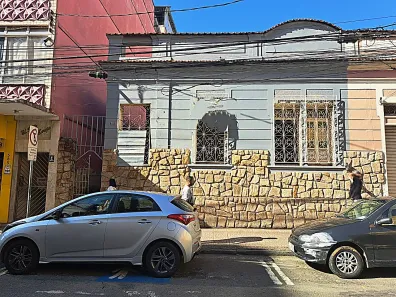 Casa com 4 Quartos à venda, 206m² no Centro, Juiz de Fora