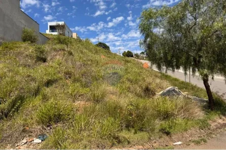 Lote/Terreno à venda, 150m² no Condomínio Villa Verde Bragança, Bragança Paulista