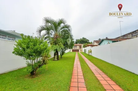 Casa com 5 Quartos à venda, 380m² no Uberaba, Curitiba
