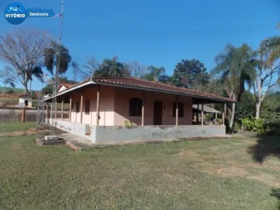Fazenda/Sítio com 3 Quartos à venda, 200m² no , Alumínio