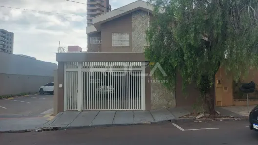 Casa com 3 Quartos à venda, 252m² no Centro, São Carlos