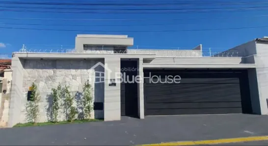 Casa com 3 Quartos à venda, 294m² no Jardim Presidente, Goiânia