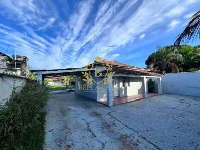 Casa com 5 Quartos para alugar, 186m² no Coqueiral, Araruama