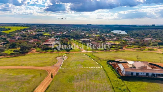 Lote/Terreno à venda, 1751m² no Fazenda Santo Antonio - Haras Larissa, Monte Mor