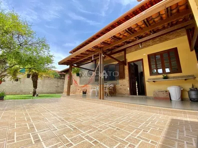 Casa com 4 Quartos à venda, 208m² no Bandeirantes (Pampulha), Belo Horizonte