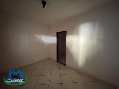 Casa com 1 Quarto para alugar, 50m² no Jardim Divinolândia, Guarulhos