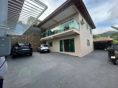 Casa com 5 Quartos à venda, 160m² no Saco Grande, Florianópolis