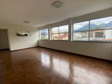 Apartamento com 3 Quartos à venda, 185m² no Centro, Nova Friburgo