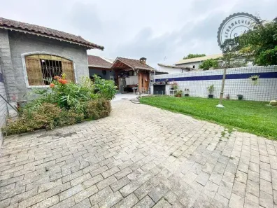 Casa com 2 Quartos à venda, 250m² no Canto do Forte, Praia Grande