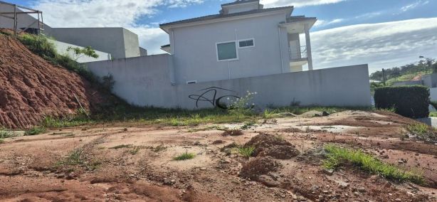 Lote/Terreno à venda, 287m² no Lagoa, Macaé
