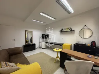 Imóvel Comercial à venda, 270m² no Vila Vianelo, Jundiaí