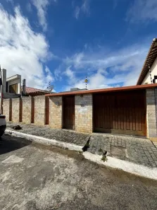 Casa com 3 Quartos à venda, 330m² no Recreio, Vitória da Conquista