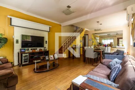 Casa com 3 Quartos à venda, 240m² no Pinheiros, São Paulo