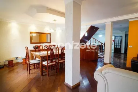 Sobrado com 4 Quartos à venda, 335m² no Campestre, Santo André