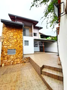 Sobrado com 3 Quartos à venda, 216m² no Parque Jambeiro, Campinas